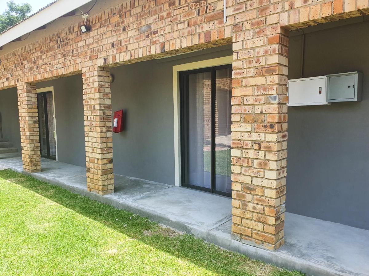 A Step Ahead Ξενοδοχείο Klerksdorp Εξωτερικό φωτογραφία